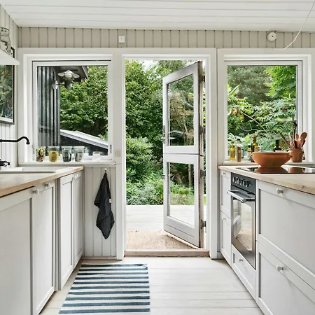 Classic Wooden Near In Hébergement de vacances *